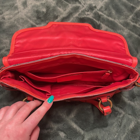 Genuine Leather Coral Coach Bag - Picture 4 of 8